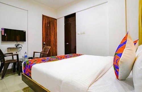 Balewadi Hotel | Fabhotel Woods Regency