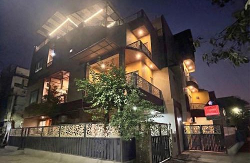 Indore Hostel | Fateh Villa Girls Hostel, Vijay Nagar