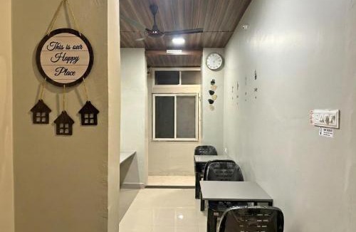 Indore Hostel | Fateh Villa Girls Hostel, Vijay Nagar