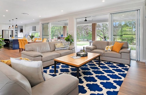 Bundanoon House | Forest Brae – pet friendly and walk to town