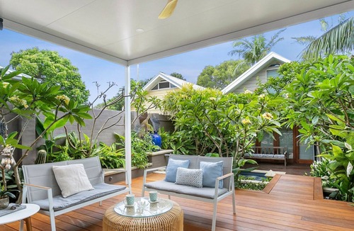 Manly House | Four Bed Tropical Oasis with Spa in Manly!