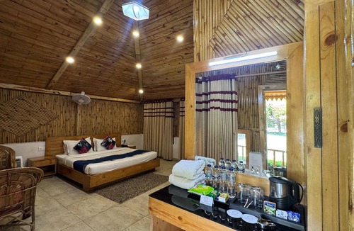 Shyamkhet Resort | Foxoso Misty Oaks Resort