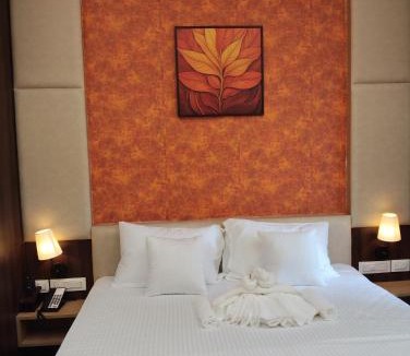 Sagara Hotel | Gamagashree Hotel and Fine Dine