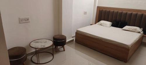 Jhansi House | Geeta sadan home stay
