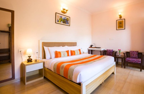 Kasauli Hotel | GhumoG Stay's