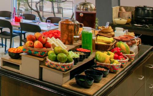Thaltej Hotel | Ginger Ahmedabad, Kristar