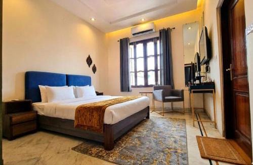 Bhopal House | Giovanni Suites
