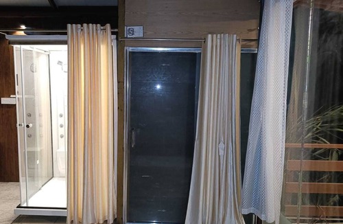 Paud Hotel | Giri Sarovar Resort