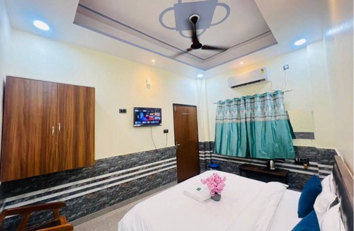 Ayodhya Hotel | Gitanshi Palace