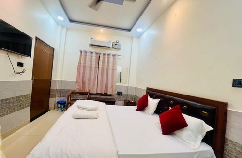 Ayodhya Hotel | Gitanshi Palace