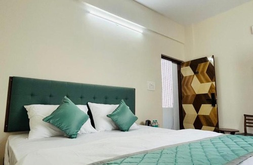 Hennur Gardens Cabin | GK STAYS Rooms at Hennur Road