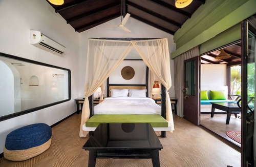 Morjim Hotel | Goa Crescent Resort - A Hilltop Seaview Escape