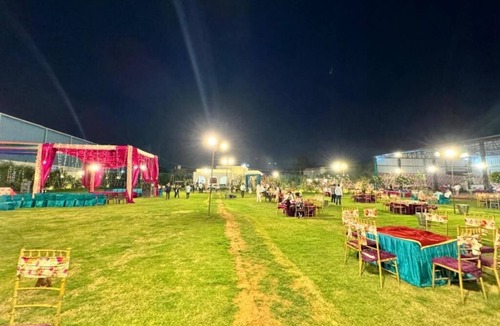 Gurugram Resort | GoBravo Grandeur Gurgaon - Private Luxury Estate
