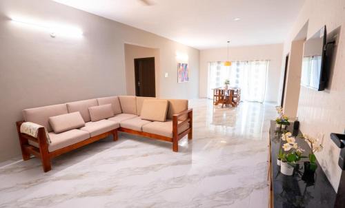 Gachibowli Apartment | Golden Crest Apartments