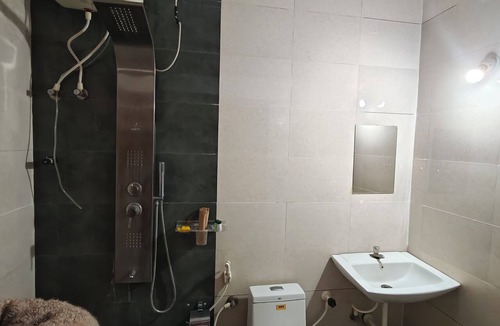 Tarikere Resort | Golden Hill Resort