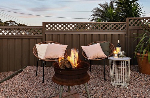 Cessnock House | Golf Course Views at Stonebridge 5mins to Vineyards