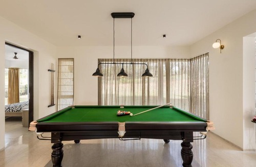Anekal Villa | Golfers Arena Jacuzzi BBQ 40min HSR E-city