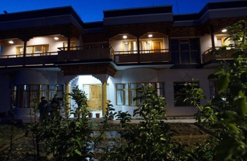 Tingmosgang Hotel | Gopa Residency Temisgam Village