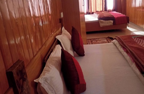 Munsyari Hotel | Goroomgo Bala Paradise Munsyari