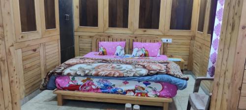 Nainital Hotel | Goroomgo Payal Lake View Mall Road Nainital