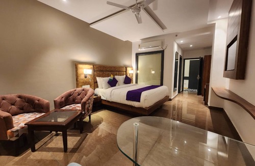 Sheehla Hotel | Goroomgo Portola Hotel By Parkside Dharamshala
