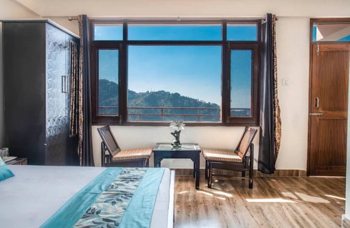 Shimla Hotel | Goroomgo Shimla Nature Ville