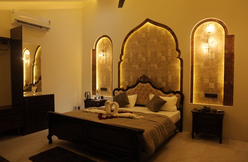 Barwah Hotel | Govind Palace Restaurant and Resort