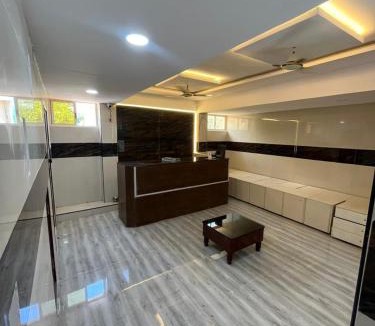 Chettikulam Hotel | GR residency
