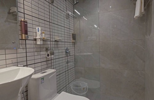Hyderabad Hotel | Grand Continent Hotel Gachibowli, US Consulate