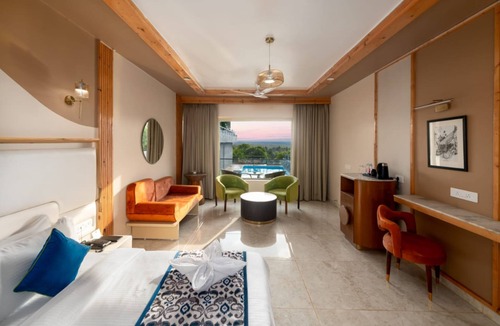 Morjim Hotel | Grand Continent Morjim
