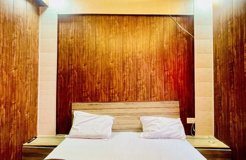 Mathura Hotel | Grand Ganga Resort