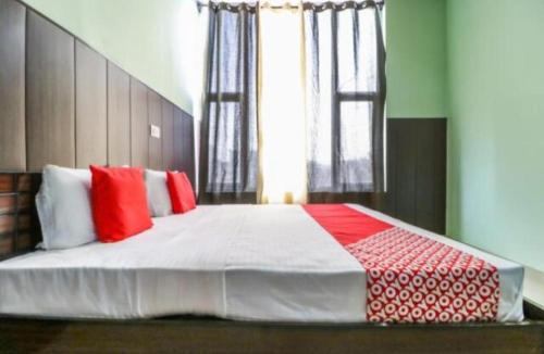 Zirakpur Hotel | Grand Geet