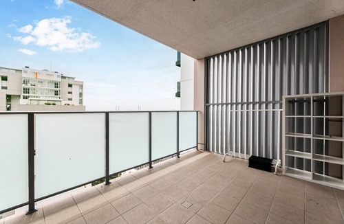 Burwood Apartment | great view and location in the central of burwood