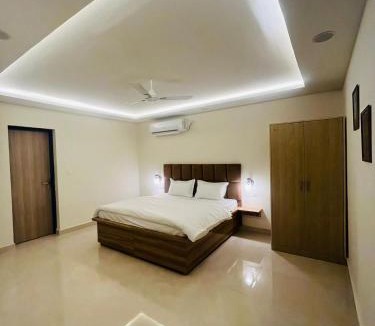 Udyog Vihar Villa | Greek House By Housiify