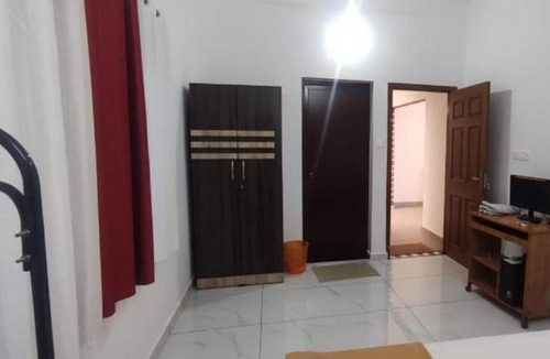 Anaviratty Apartment | Green Clouds Home Stay Munnar