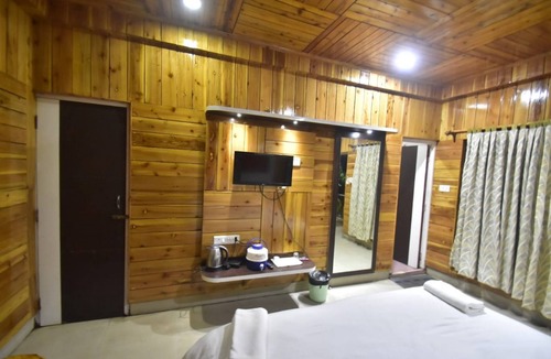 Neora Hotel | Green Touch Doors