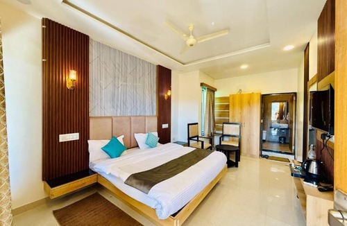 Mount Abu Resort | Green Valley - By Dev