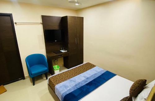 Periamet Hotel | Greens Suite - Business Class Hotel - Opposite Ripon Building