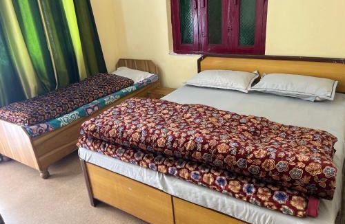Narainkoti Hotel | Gujrat Bhawan