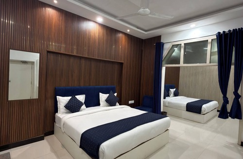 Sigra Hotel | Gulmohar Stays
