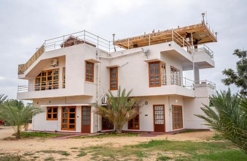 Gudibanda Hotel | Habba Dates Village Near Chikkaballapur