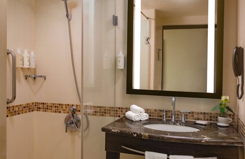 Vadodara Hotel | Hampton by Hilton Vadodara-Alkapuri