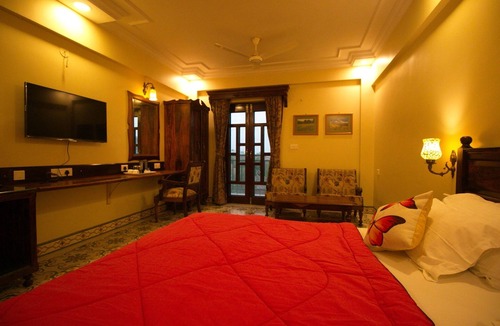 Paota Hotel | Hanuwant Niwas