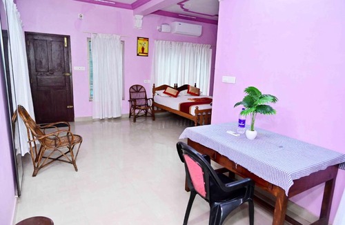Vellayani House | Harbour villa