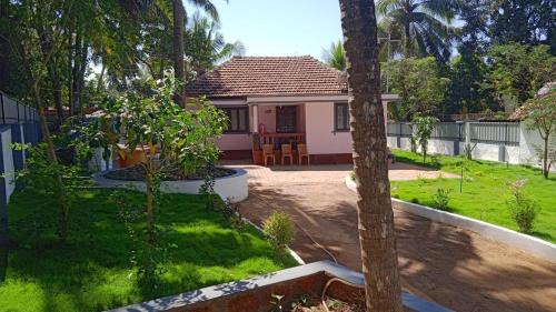 Adyar House | Harsha Nandan guest house