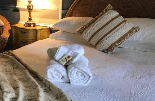 Mount Rankin Bed & Breakfast | Hawk's Nest Bed & Breakfast