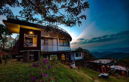 Devikolam Resort | Haze and Kites Resort Munnar