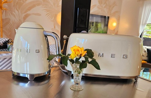 Pambula Beach House | *Heaven No 2, 100% Pet Friendly 3 bedroomHoliday property Pambula Beach NSW*