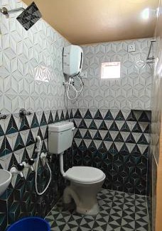 Sanapur House | Hemanthhomestayhampi