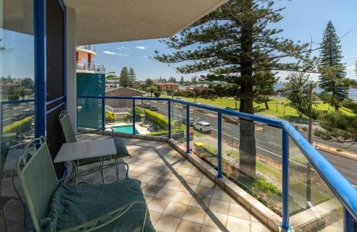 Tuncurry Apartment | Heritage 301